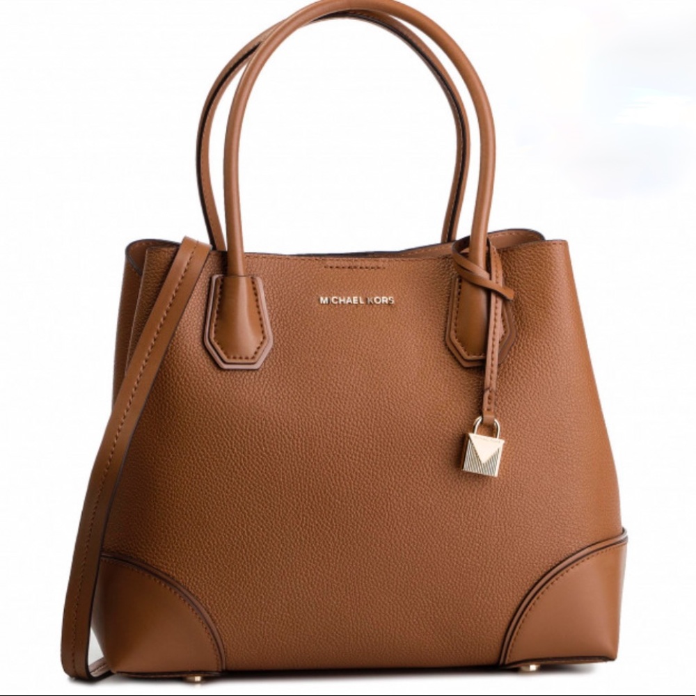 NWT Micheal Kors purse